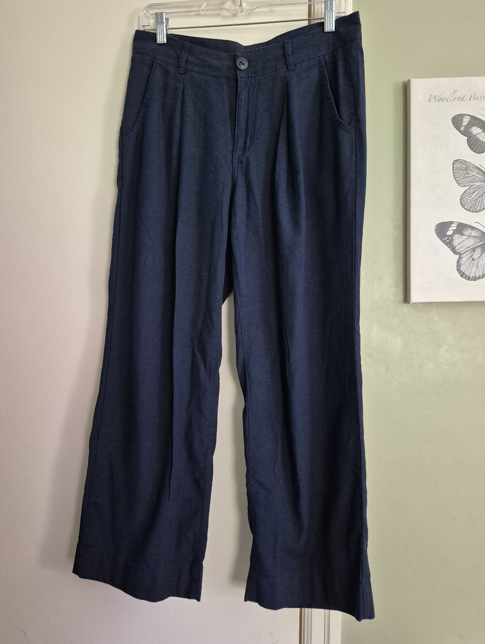 LIKE NEW L.L. Bean Linen-blend Navy Pleated Trousers, 8P